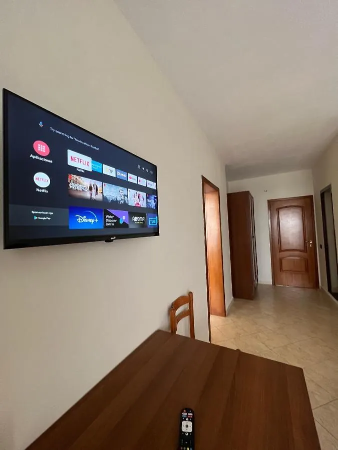 Bed & Breakfast Hotel Antik Golem  Albania