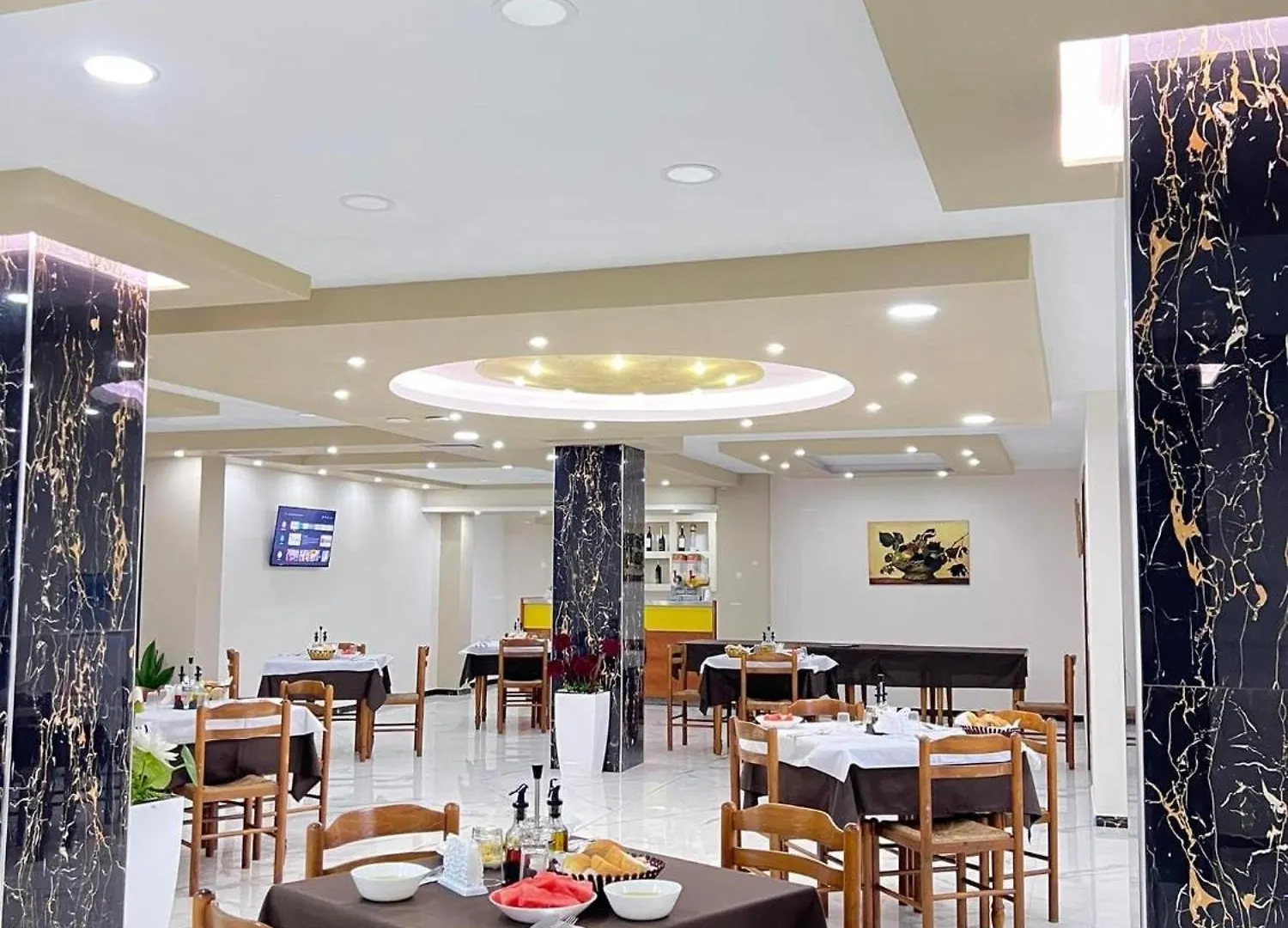 Hotel Antik Golem