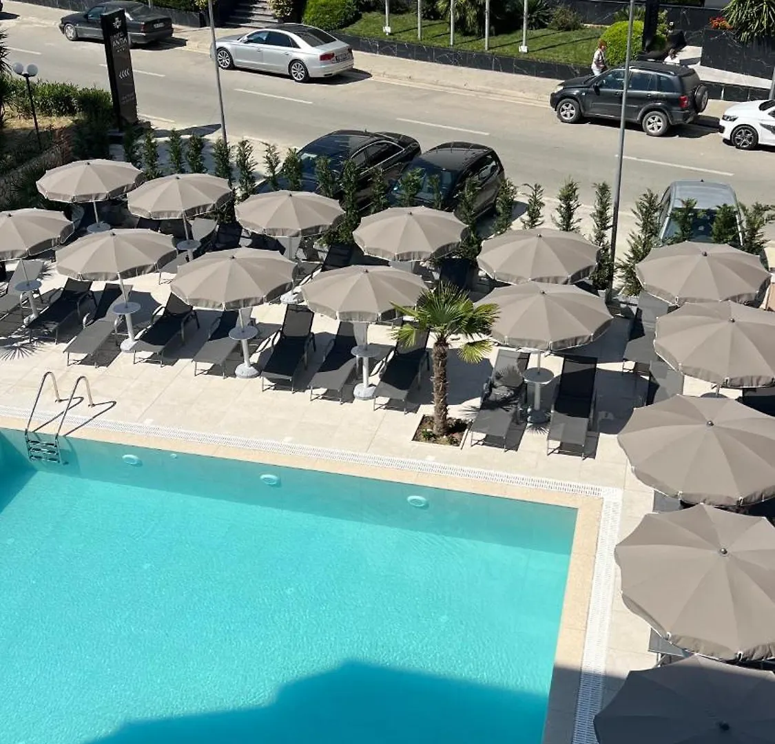 Hotel Antik Golem  Albanie