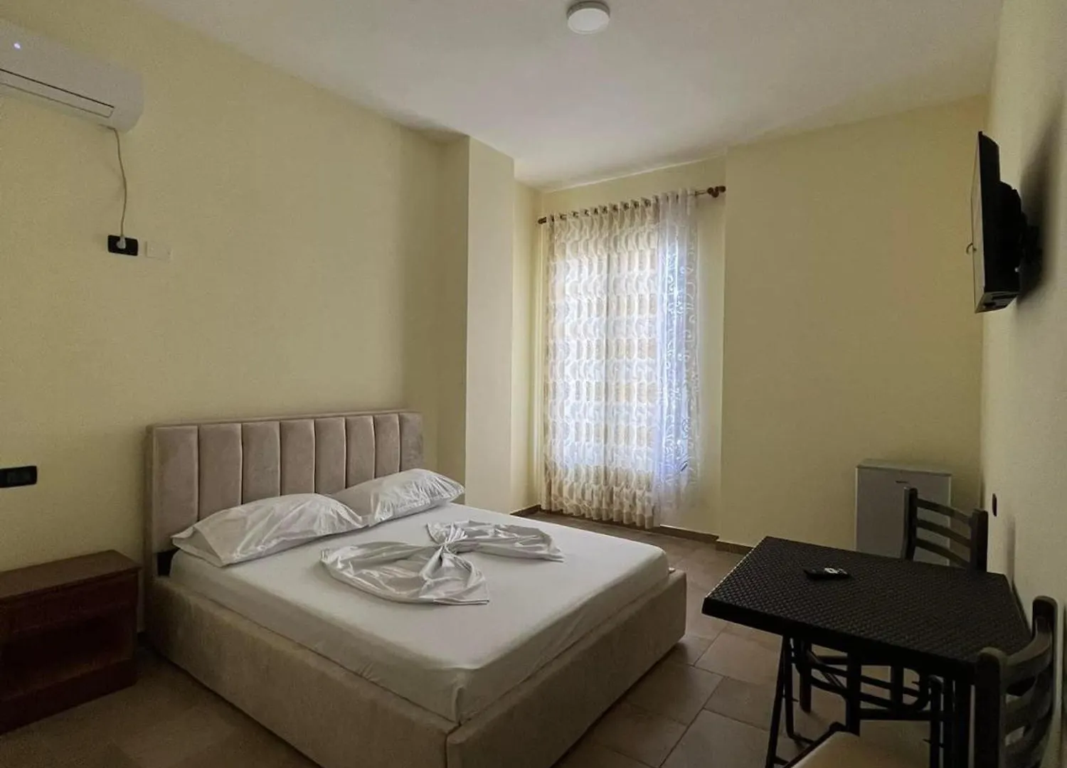 Hotel Antik Golem  Bed & Breakfast Golem (Tirana)