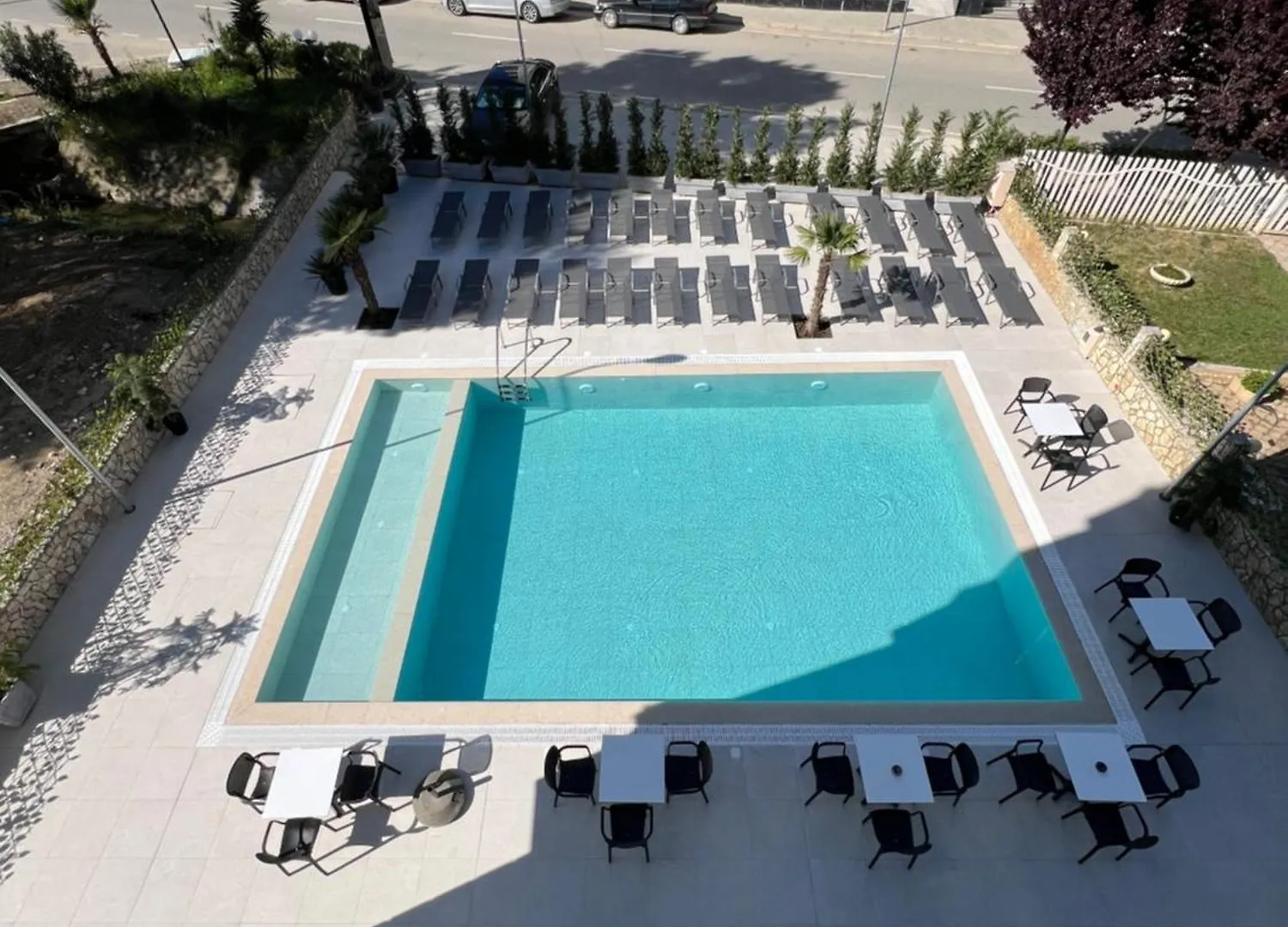 Hotel Antik Golem  Bed & Breakfast Golem (Tirana)